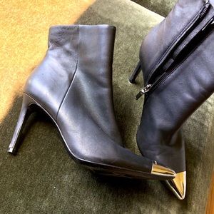 Calvin Klein Steel toe booties